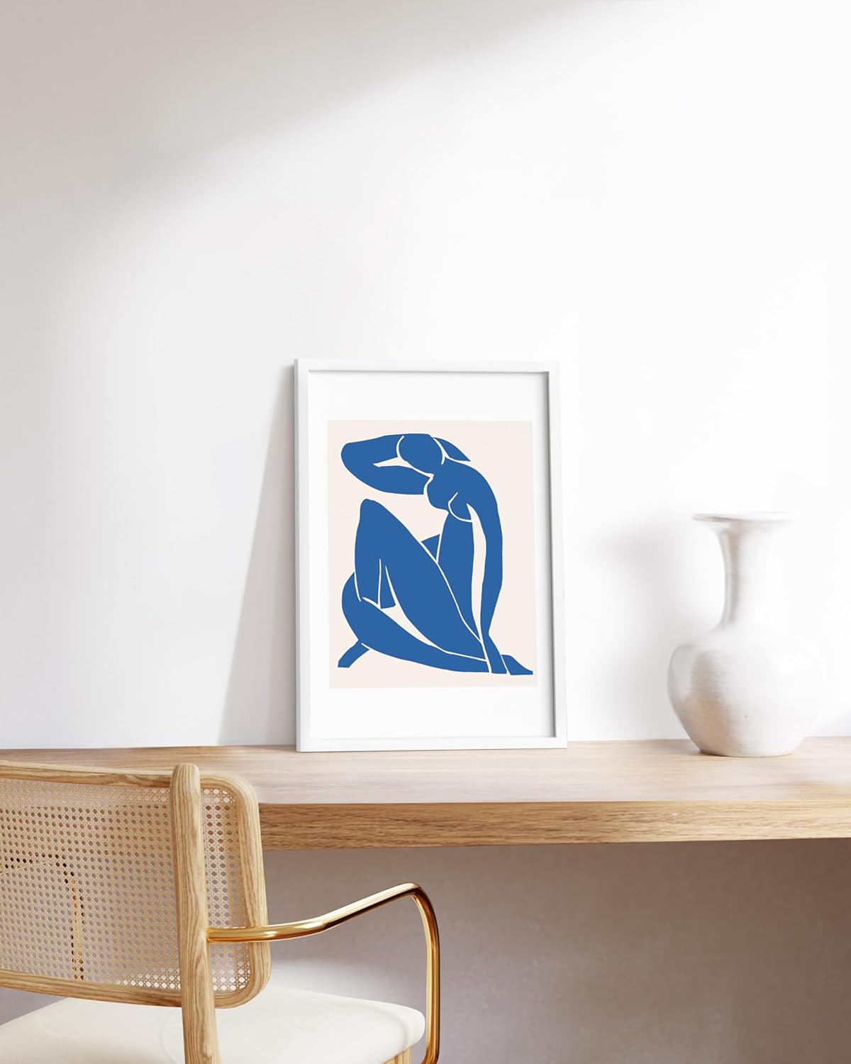 HAUS AND HUES 12x18 White Picture Frame - White 12x18 Frame Aluminum, Vertical & Horizontal Hanging, Shatterproof Plexiglass - Ideal for Home, Room, Office Decor (12x18 in, White)