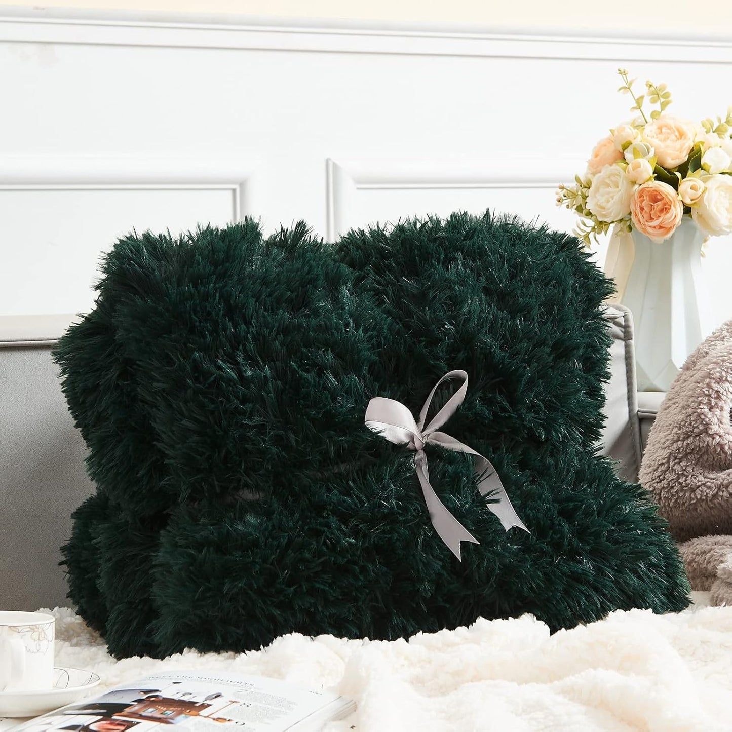 GONAAP Fuzzy Faux Fur Throw Blanket Queen Size Forest Green Super Soft Cozy Plush Fuzzy Shaggy Blanket for Couch Sofa Bed (Forest Green, Queen(90"x90"))