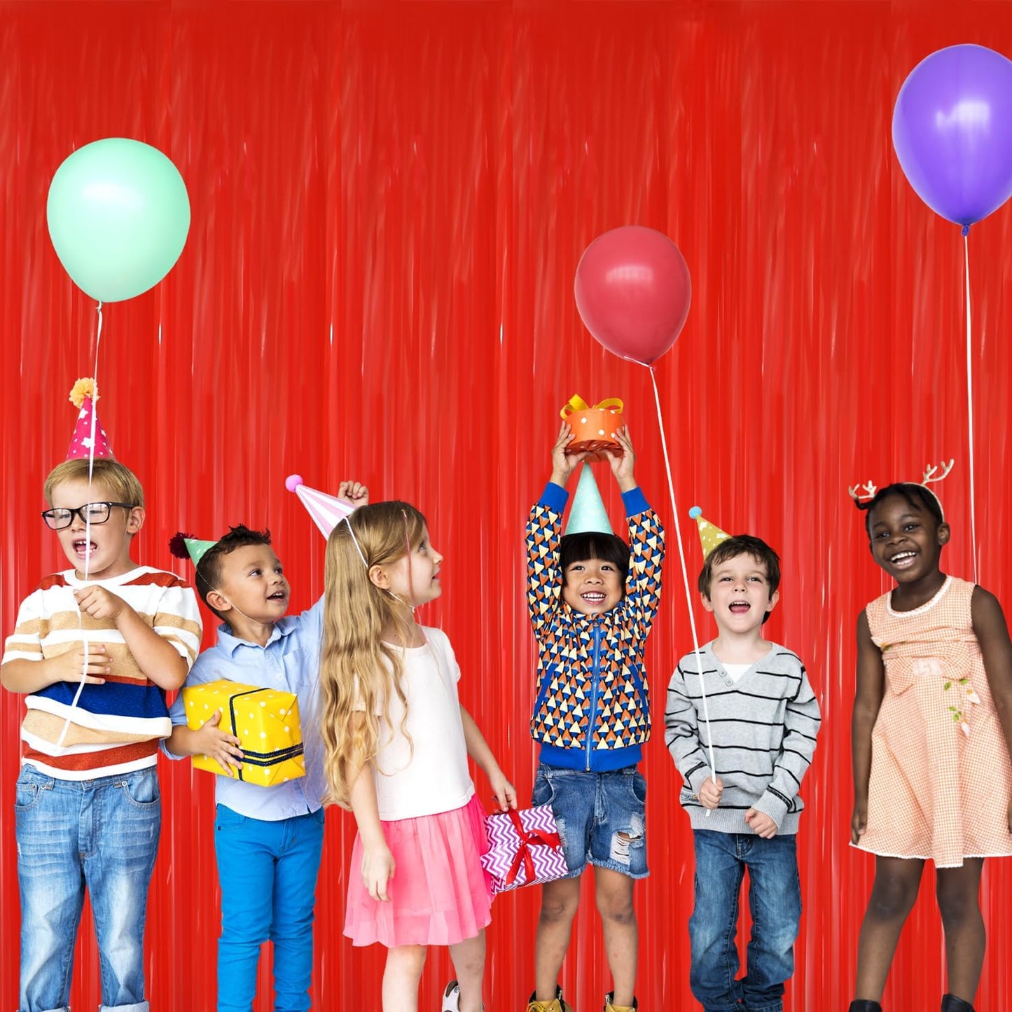 GOER 3.2 ft x 8.2 ft Metallic Tinsel Foil Fringe Curtains Party Photo Backdrop Party Streamers for Birthday,Graduation,New Year Eve Decorations Wedding Decor(4 Packs,Candy Red)