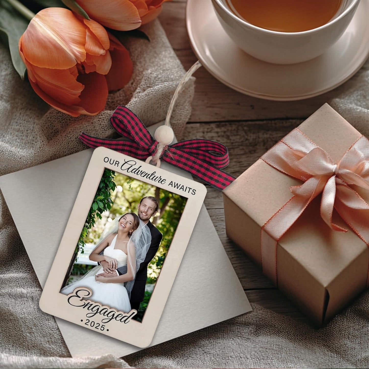 Christmas Photo Frame Ornament, 2025 Ornament, Wooden Picture Frame Ornaments With Hanging String (2025 Engaged)